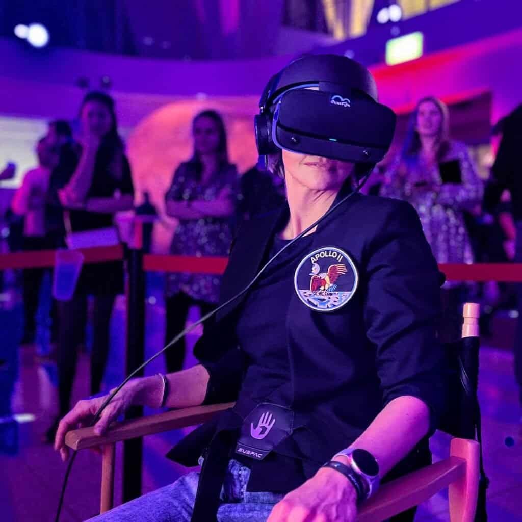Virtual reality rental for events. Rent VR for party with support and delivery.