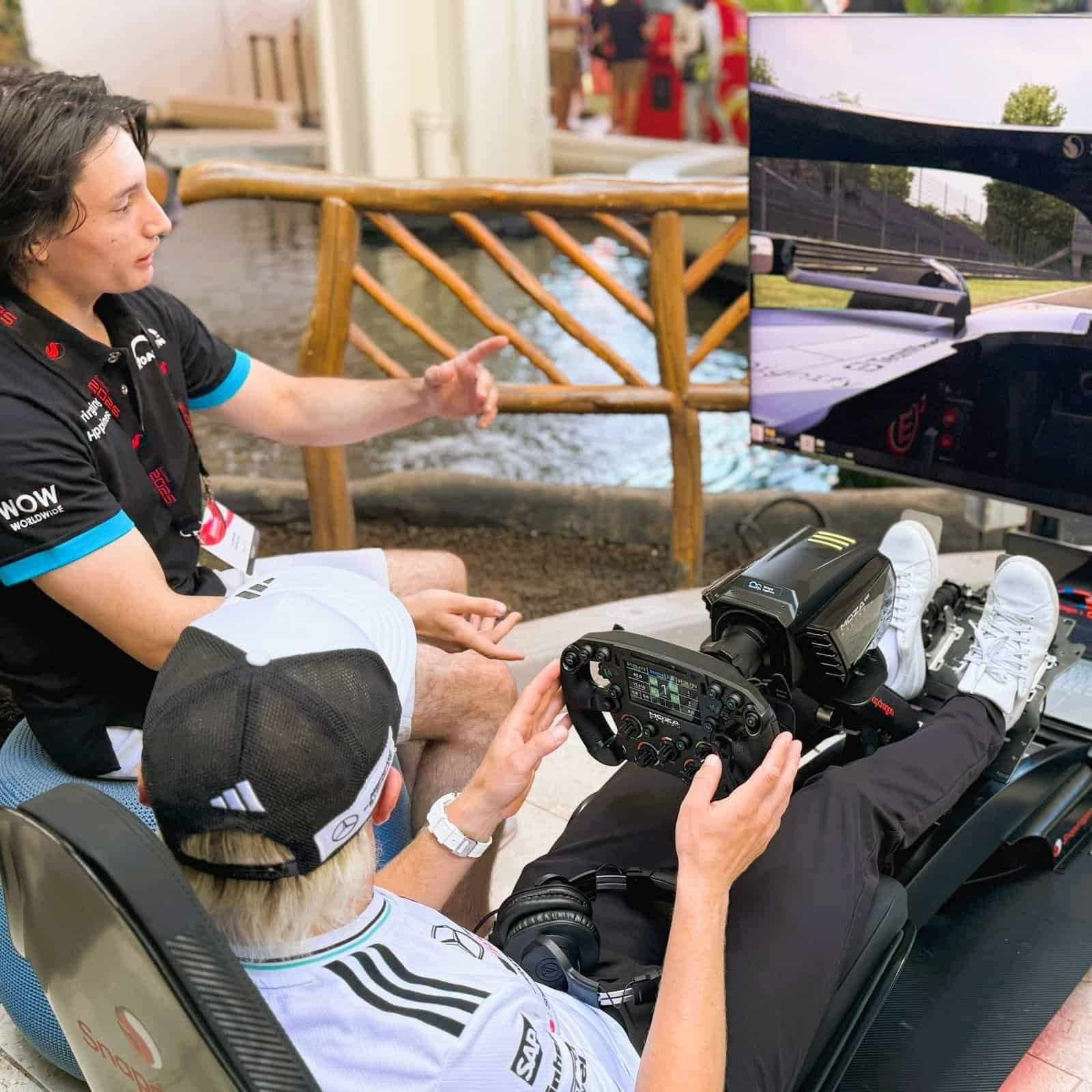 Secret F1 driver with RoarFun Formula simulators. - not allowed for commercial purpose.