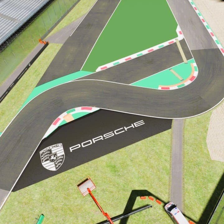 RoarFun X Porsche marketing activation for Porsche event Monza integrated design on racing track.